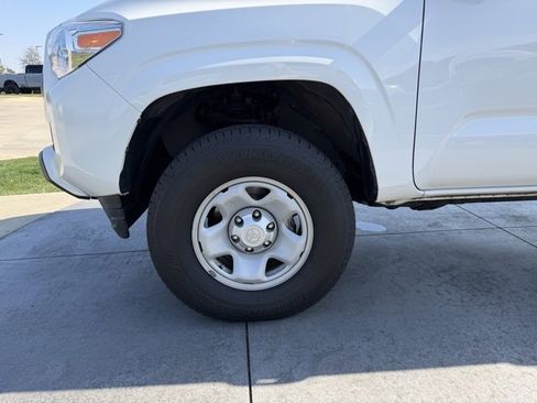 Used 2023 Toyota Tacoma SR image 4