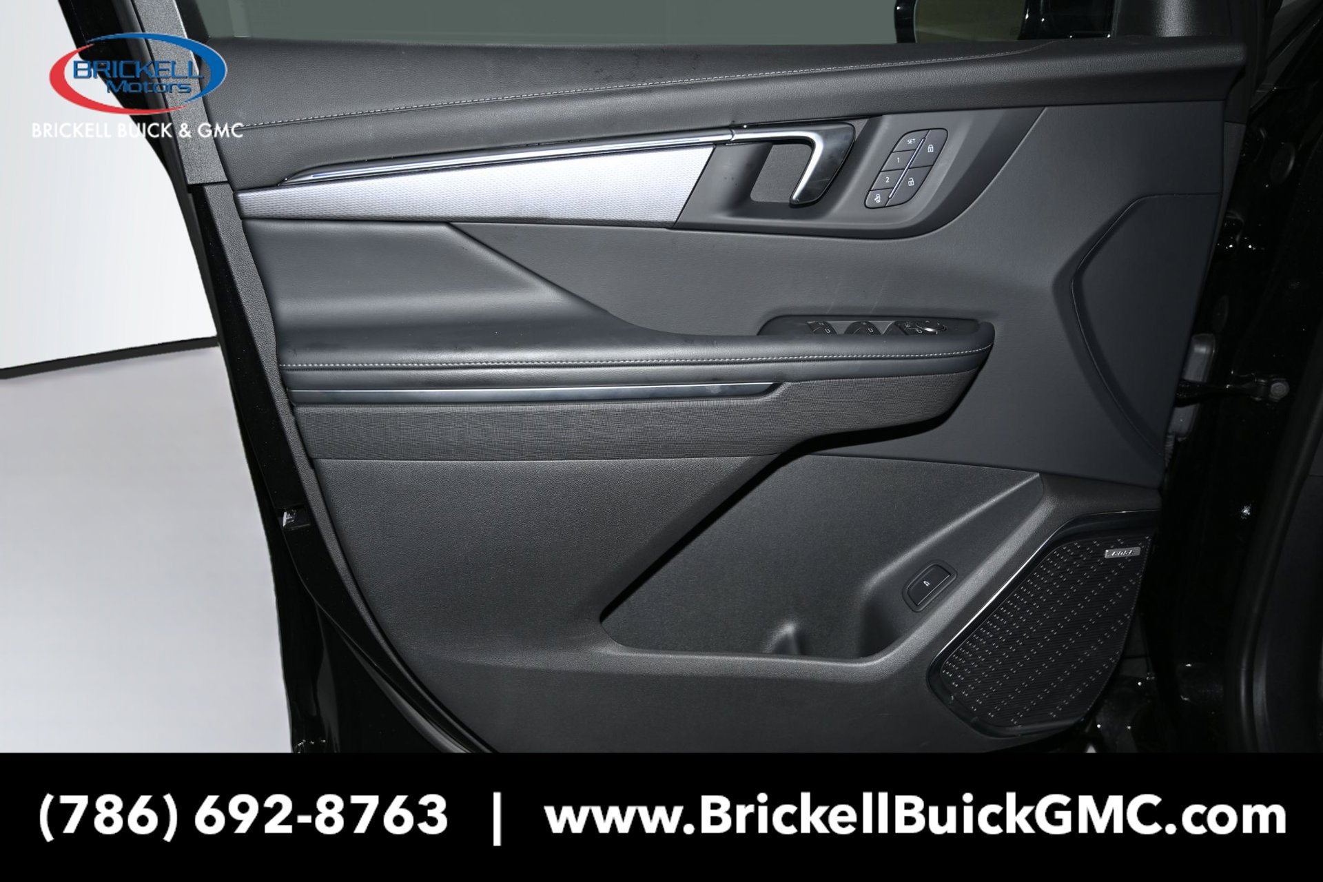 New 2026 Buick Enclave Sport Touring w/ Power Package FWD image 21