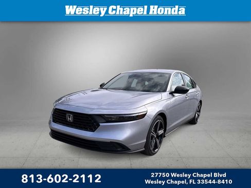 Used 2025 Honda Accord Sport image 1
