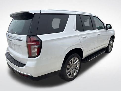 Used 2021 Chevrolet Tahoe LT w/ Luxury Package image 3