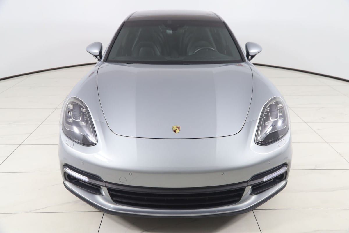 Used 2018 Porsche Panamera 4 AWD/4WD image 68