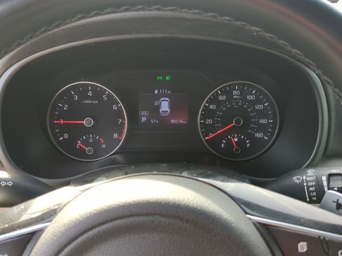 Used 2020 Kia Sportage S image 13