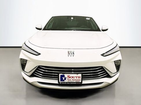 New 2026 Buick Envista Preferred w/ Convenience I Package FWD image 2