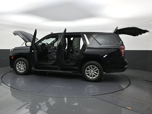 Used 2024 Chevrolet Tahoe LS RWD image 30