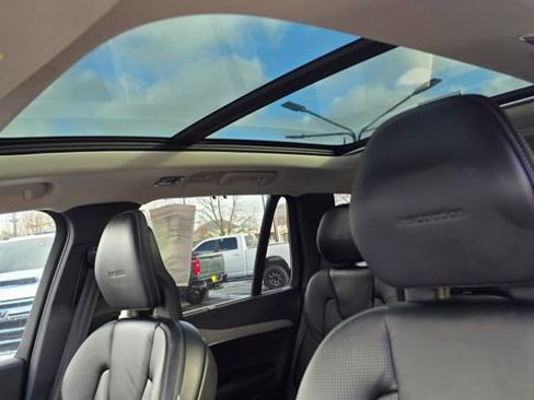 Used 2020 Volvo XC90 T8 Inscription w/ Protection Package Premier image 18