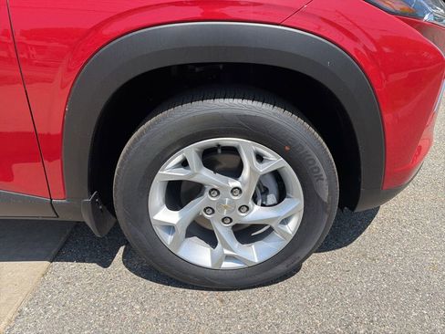 New 2026 Chevrolet Trax LS w/ LS Convenience Package FWD image 28