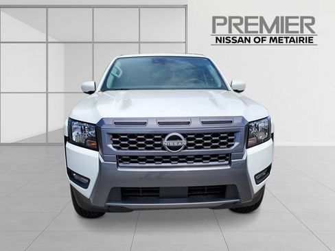 New 2025 Nissan Frontier SV w/ SV Convenience Package image 8