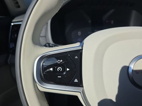 New 2026 Volvo XC90 B6 Ultra image 27