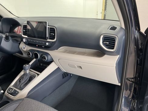 New 2026 Hyundai Venue SEL FWD image 13