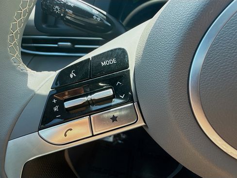 Certified 2026 Hyundai Elantra Sport FWD image 36
