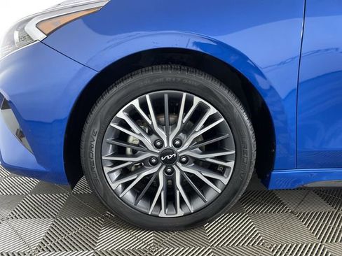 Used 2023 Kia Forte GT-Line w/ GT-Line Technology Package image 17