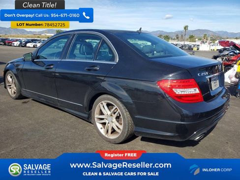 Used 2014 Mercedes-Benz C 250 Sedan image 3
