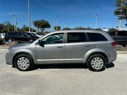 Used 2017 Dodge Journey SE image 6