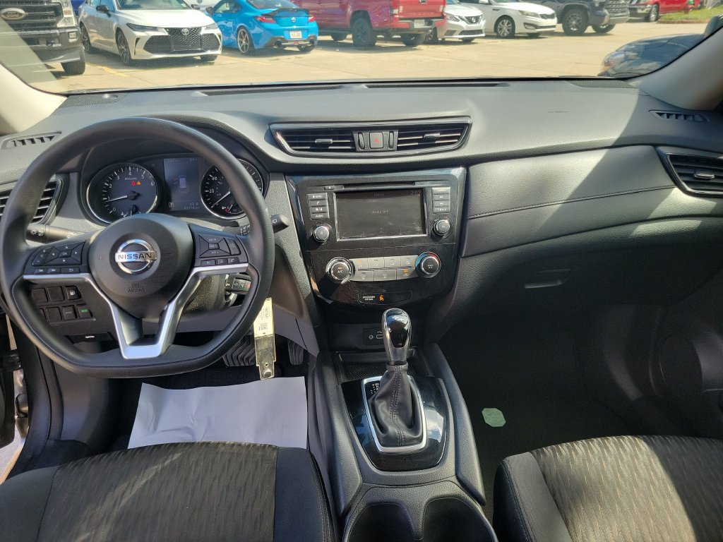 Used 2018 Nissan Rogue S FWD image 24