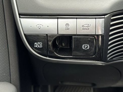 Used 2024 Hyundai Ioniq 5 SEL RWD image 32