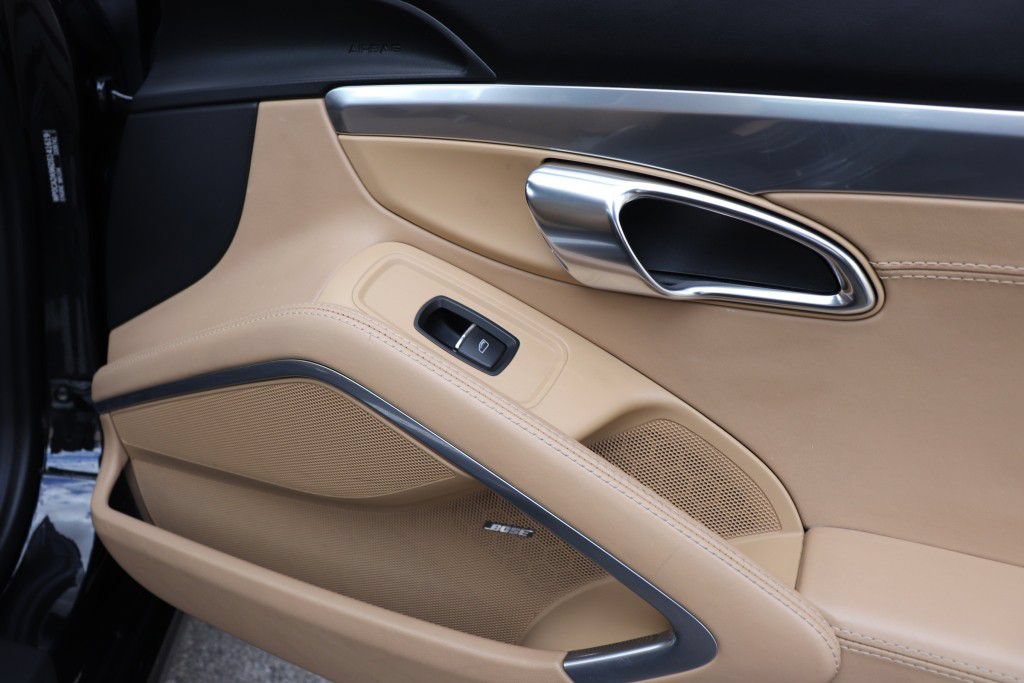 Used 2013 Porsche 911 Carrera w/ Bose Audio Pkg RWD image 39
