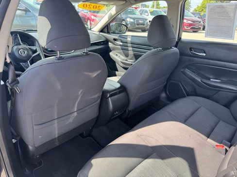 Used 2020 Nissan Altima 2.5 S FWD image 19