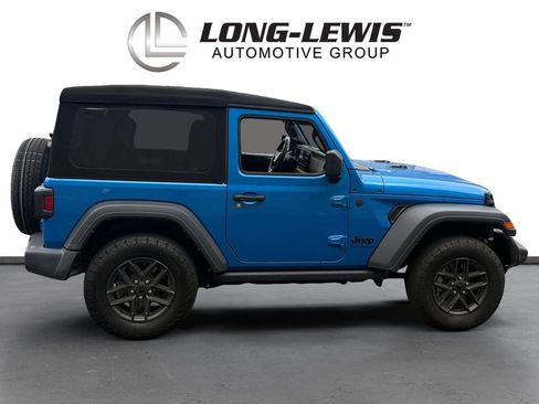 Used 2024 Jeep Wrangler Sport AWD/4WD image 6