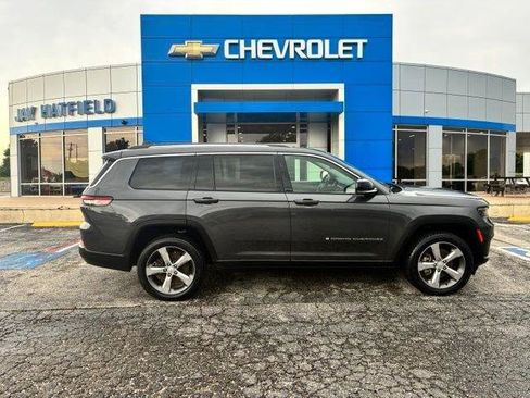 Used 2022 Jeep Grand Cherokee L Limited AWD/4WD image 1