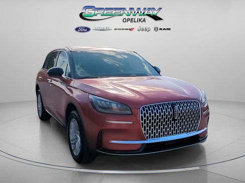 Used 2025 Lincoln Corsair FWD image 4