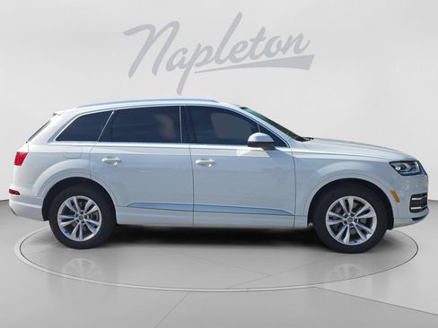 Used 2018 Audi Q7 3.0T Premium Plus w/ Premium Plus Package AWD/4WD image 7