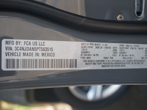 Used 2023 Jeep Compass Sport image 36