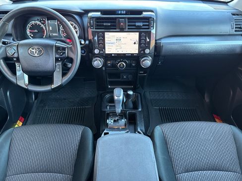 Certified 2022 Toyota 4Runner TRD Off-Road image 5