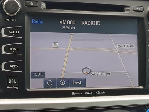 Used 2017 Toyota Highlander Limited image 21