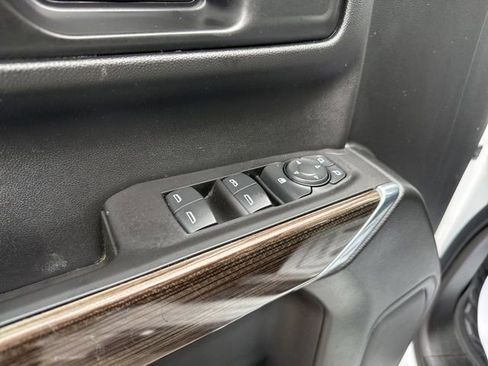 Used 2021 Chevrolet Silverado 1500 LT image 22