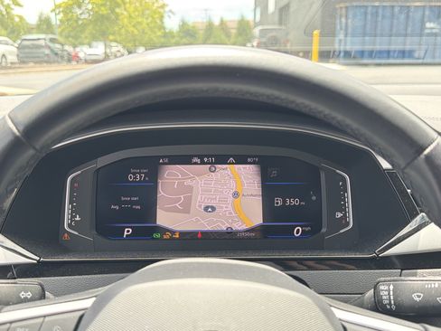 Used 2021 Volkswagen Arteon SE FWD image 17