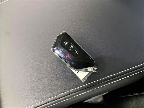 New 2026 Volkswagen Atlas SE image 35