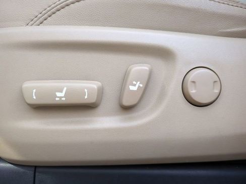 Used 2017 Toyota 4Runner SR5 Premium image 20