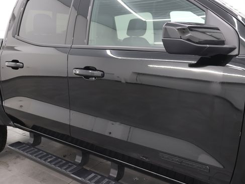 Used 2024 GMC Canyon Elevation w/ Elevation Premium Package AWD/4WD image 26