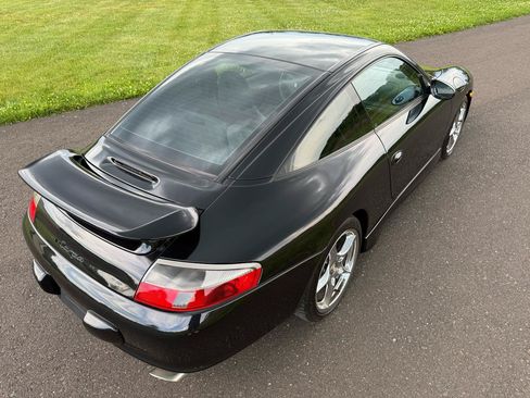 Used 2002 Porsche 911 Targa RWD image 6