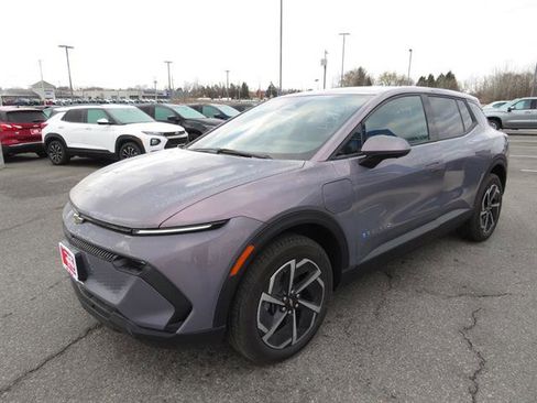 New 2026 Chevrolet Equinox EV LT image 6