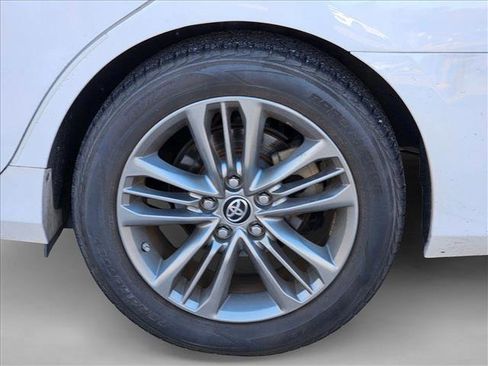 Used 2015 Toyota Camry SE image 26