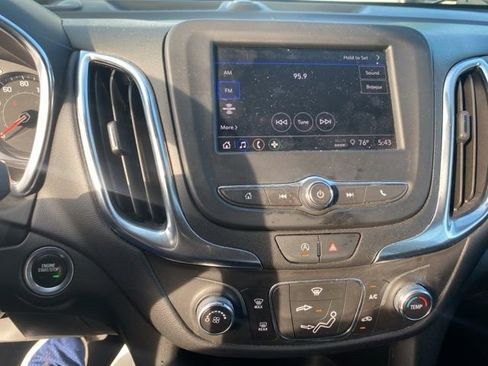 Used 2022 Chevrolet Equinox LT image 23