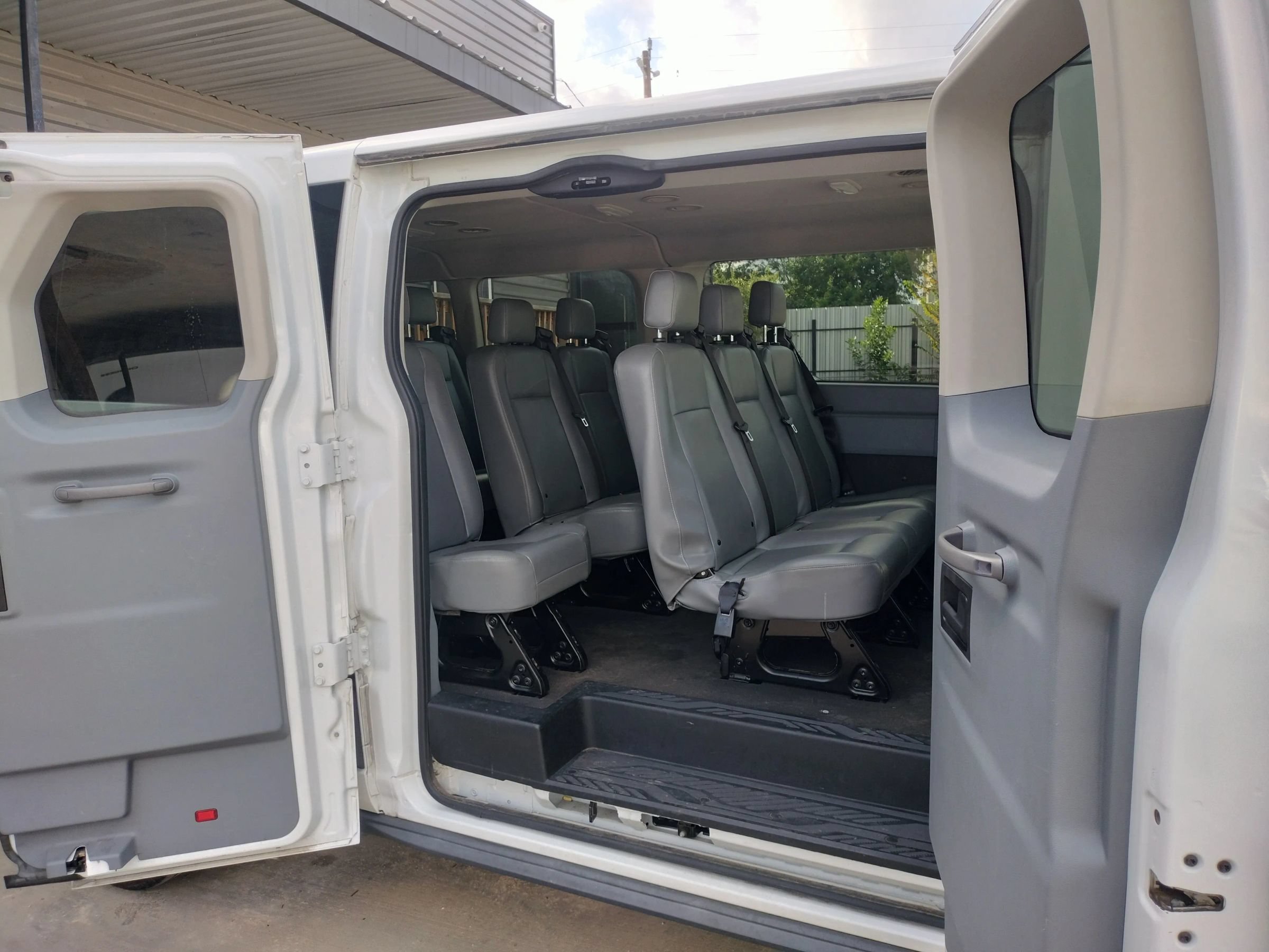 Used 2018 Ford Transit 350 XL RWD image 33