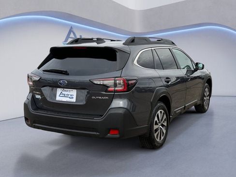 Used 2025 Subaru Outback Premium w/ Popular Package #1A AWD/4WD image 5