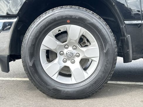 Used 2022 RAM 1500 Big Horn AWD/4WD image 15