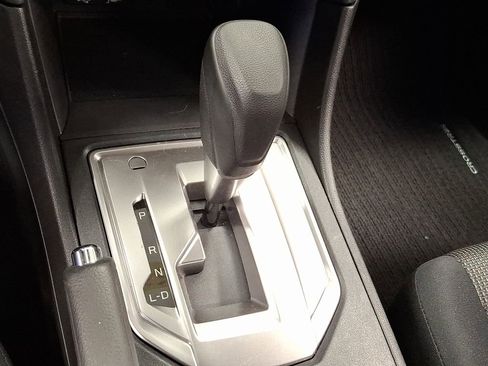 Certified 2023 Subaru Crosstrek 2.0i image 16