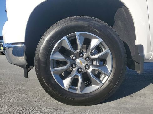 New 2026 Chevrolet Silverado 1500 LT image 6