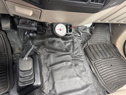 Used 2008 Ford F250 XL AWD/4WD image 10