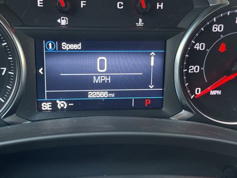 Used 2023 GMC Terrain SLE w/ Driver Convenience Package image 22