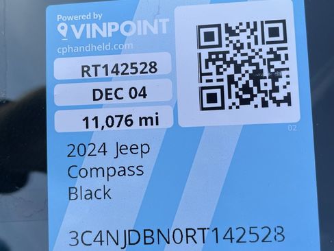 Used 2024 Jeep Compass Latitude image 26
