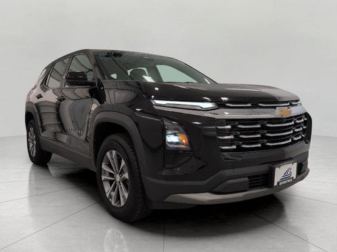 Used 2025 Chevrolet Equinox LT AWD/4WD image 1