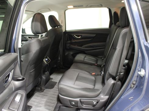 Used 2024 Subaru Ascent Premium AWD/4WD image 17