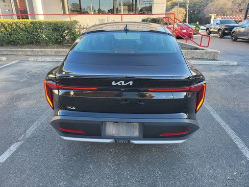 Used 2025 Kia K4 LXS image 5