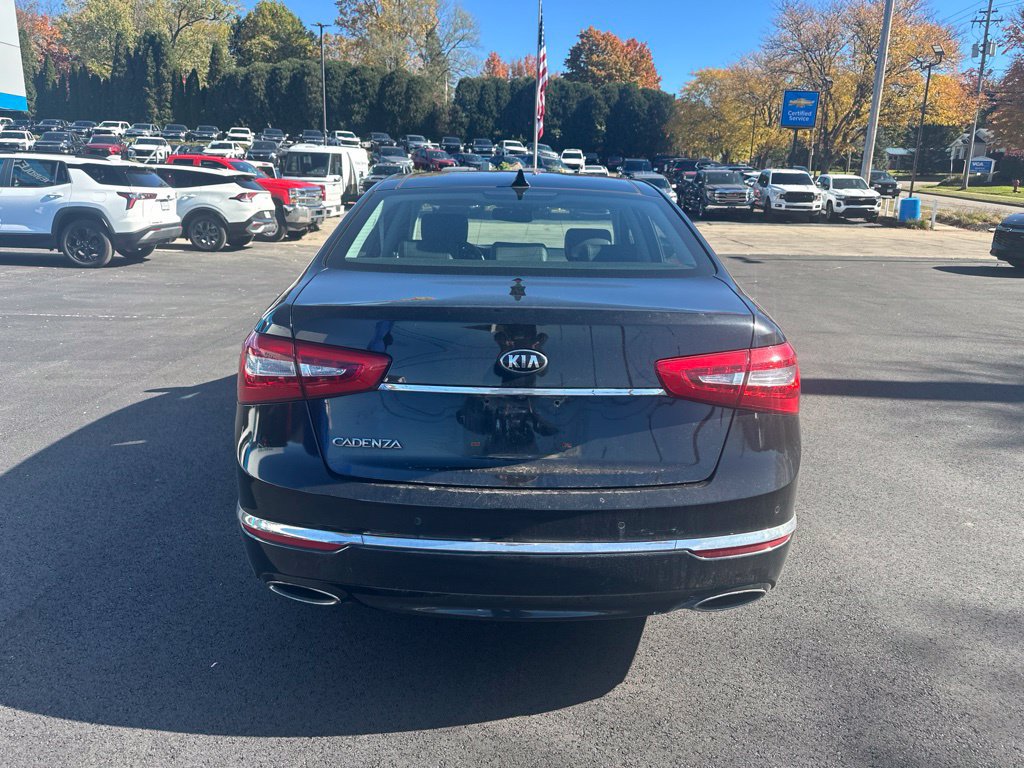 Used 2014 Kia Cadenza Premium w/ Luxury Package FWD image 7