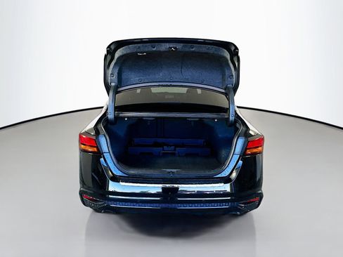 Used 2021 Nissan Altima 2.5 Platinum AWD/4WD image 28
